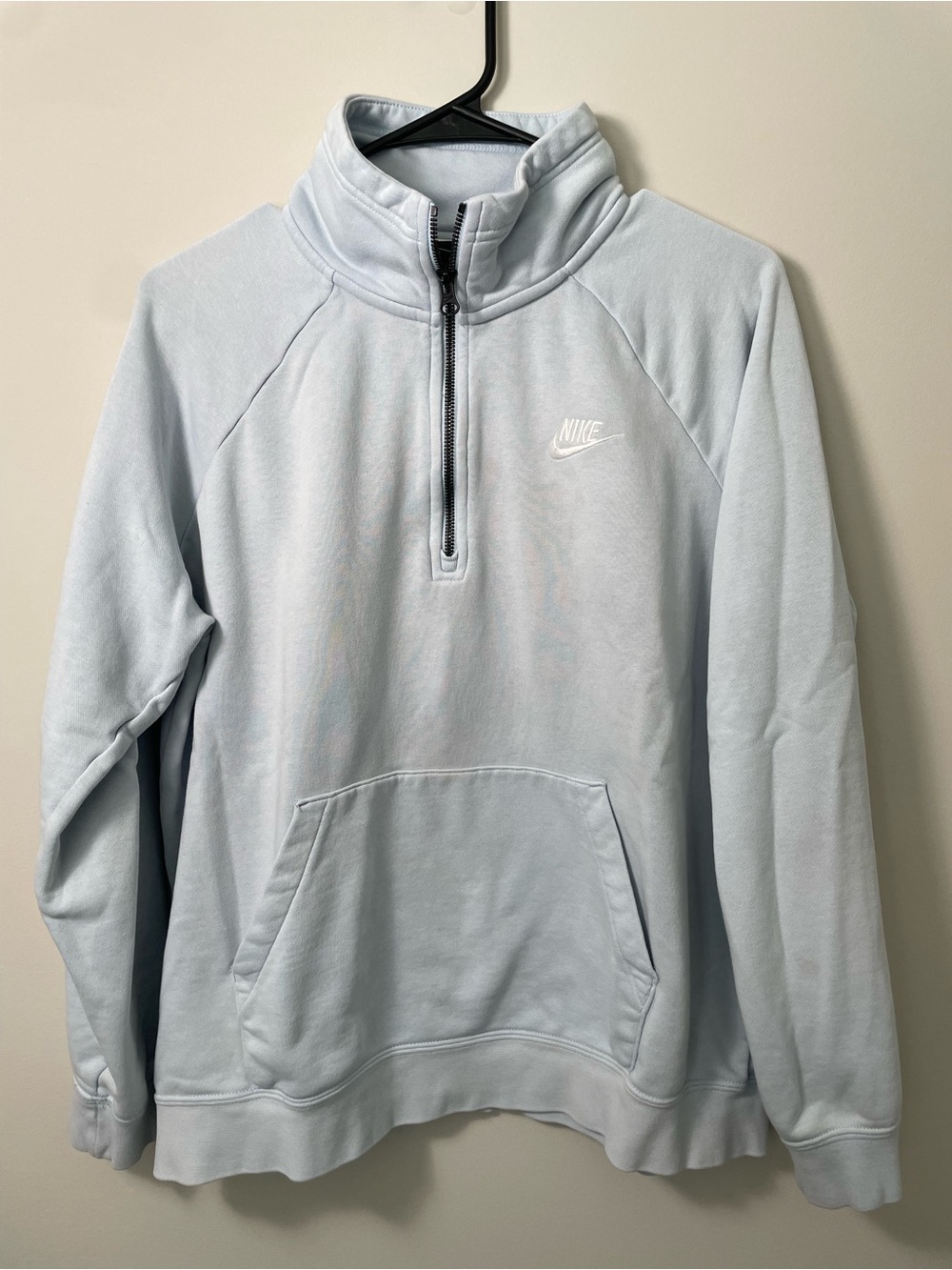Nike Women’s L Light Blue Half-Zip Pullover Sweater